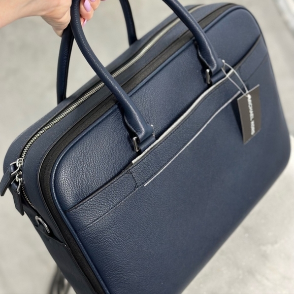 Michael Kors Navy briefcase men - Picture 6 of 12